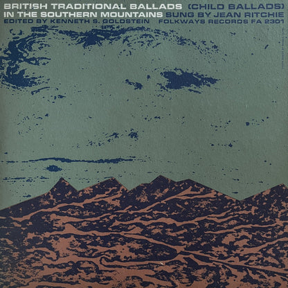 1621562
