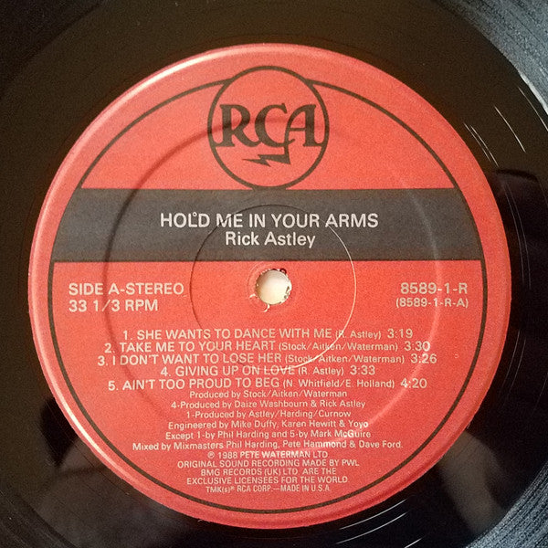 2763947